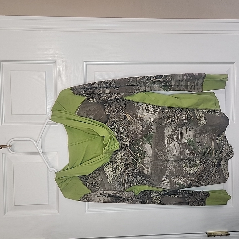 Green and Brown Hoodie Style Sweatshirt with Long Sleeves